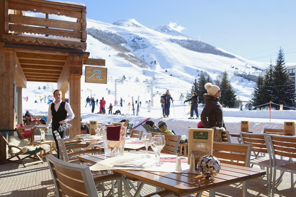 Hotel Les Melezes Les Deux Alpes Exterior photo